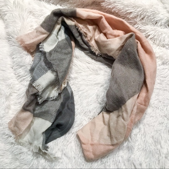 Urban Outfitters Accessories - Winter Scarf